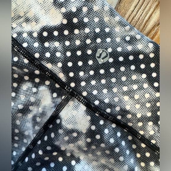 LULULEMON WUNDER UNDER Crop II Dottie Dream size 4 - Picture 6 of 6